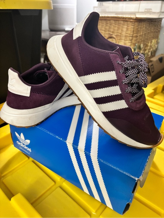 adidas Shoes - 🥳HOST PICK🥳 Adidas originals flashback wmns purple Sneakers Size 7